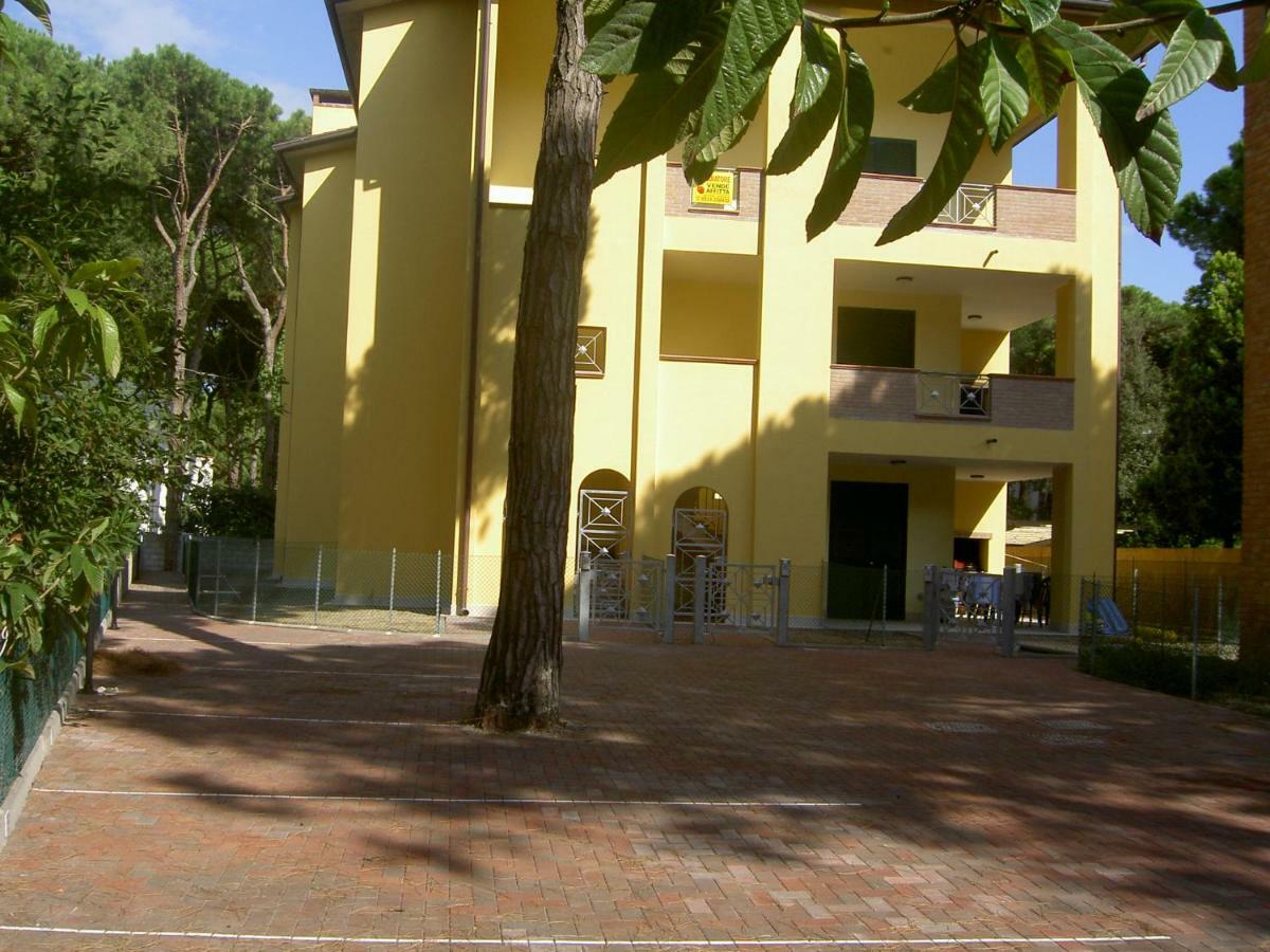 Le Terrazze Apartments Lido di Spina Extérieur photo